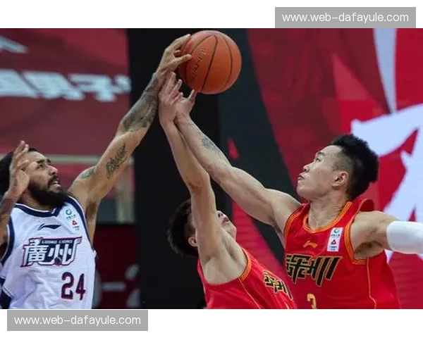 山东VS佛山：南北篮球的巅峰对话，谁能笑傲CBA？
